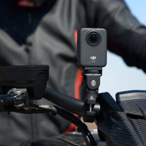 DJI Osmo 360 op de motorfiets