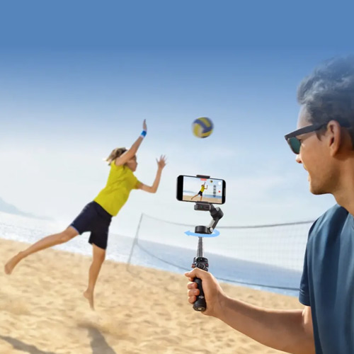 DJI Osmo Mobile 8 vlogger gimbal