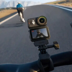 DJI Osmo Nano 128GB bevestiging op stuur